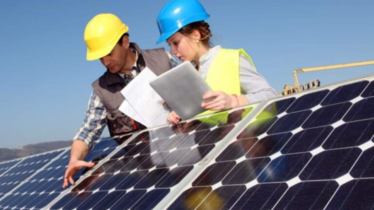 Low-Light Solar Panels Generate Power